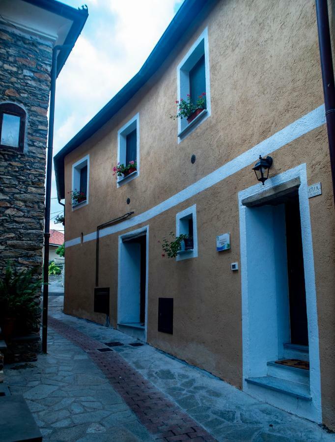Agriturismo De Ferrari Onzo Екстериор снимка
