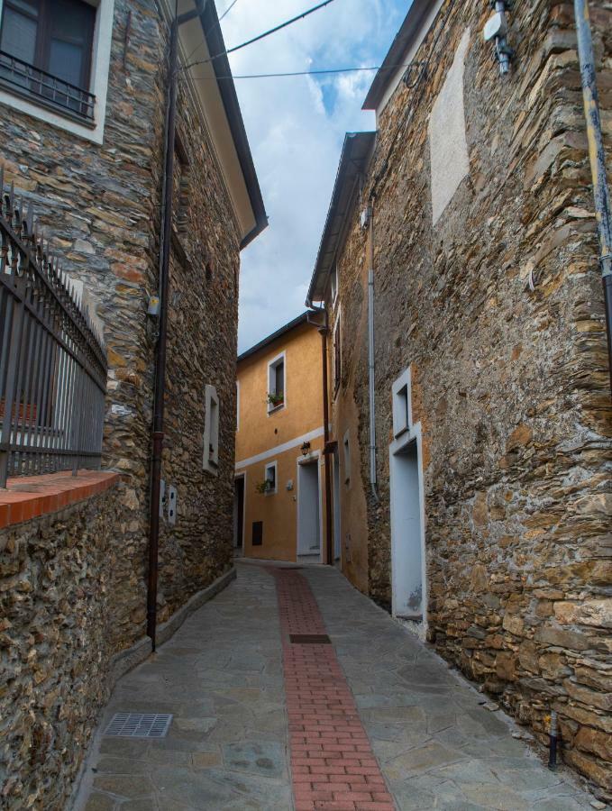 Agriturismo De Ferrari Onzo Екстериор снимка